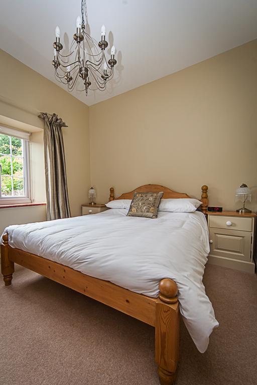 Bed and Breakfast Stoodleigh Court Coach House Tiverton  Exterior foto